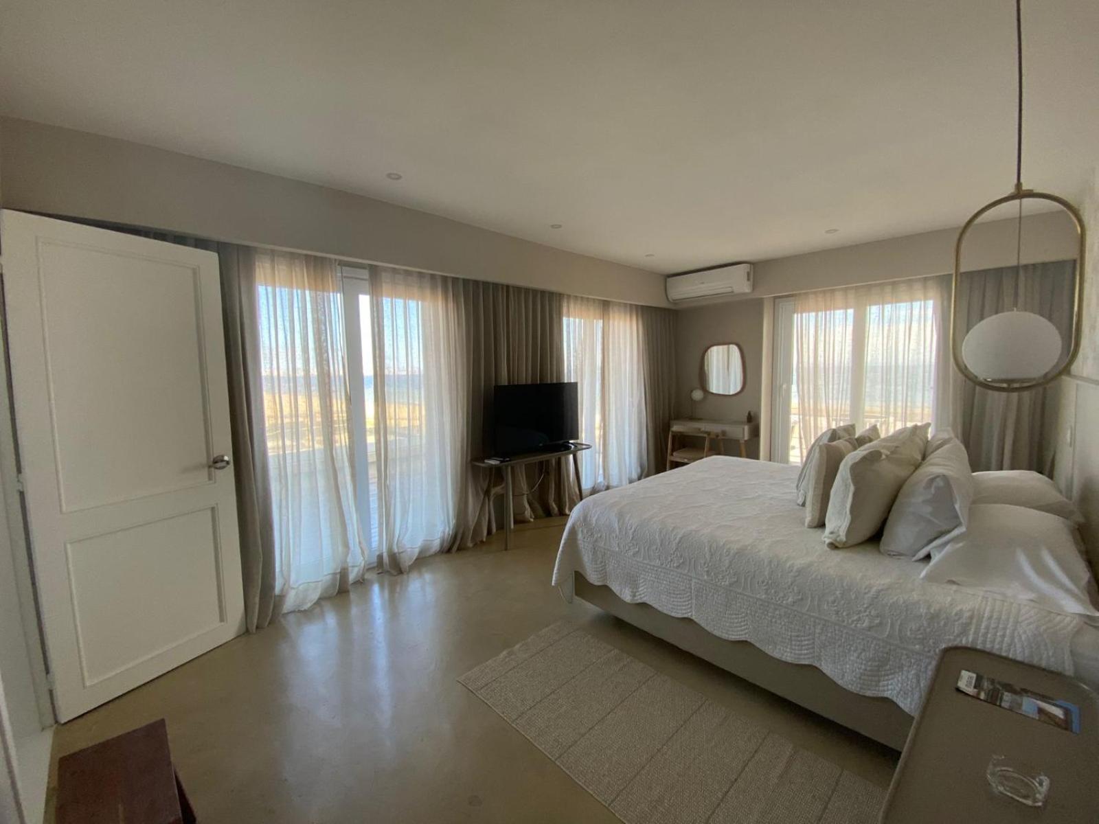 Serena Hotel - Punta Del Este - Unico Sobre La Playa (Adults Only) Dış mekan fotoğraf
